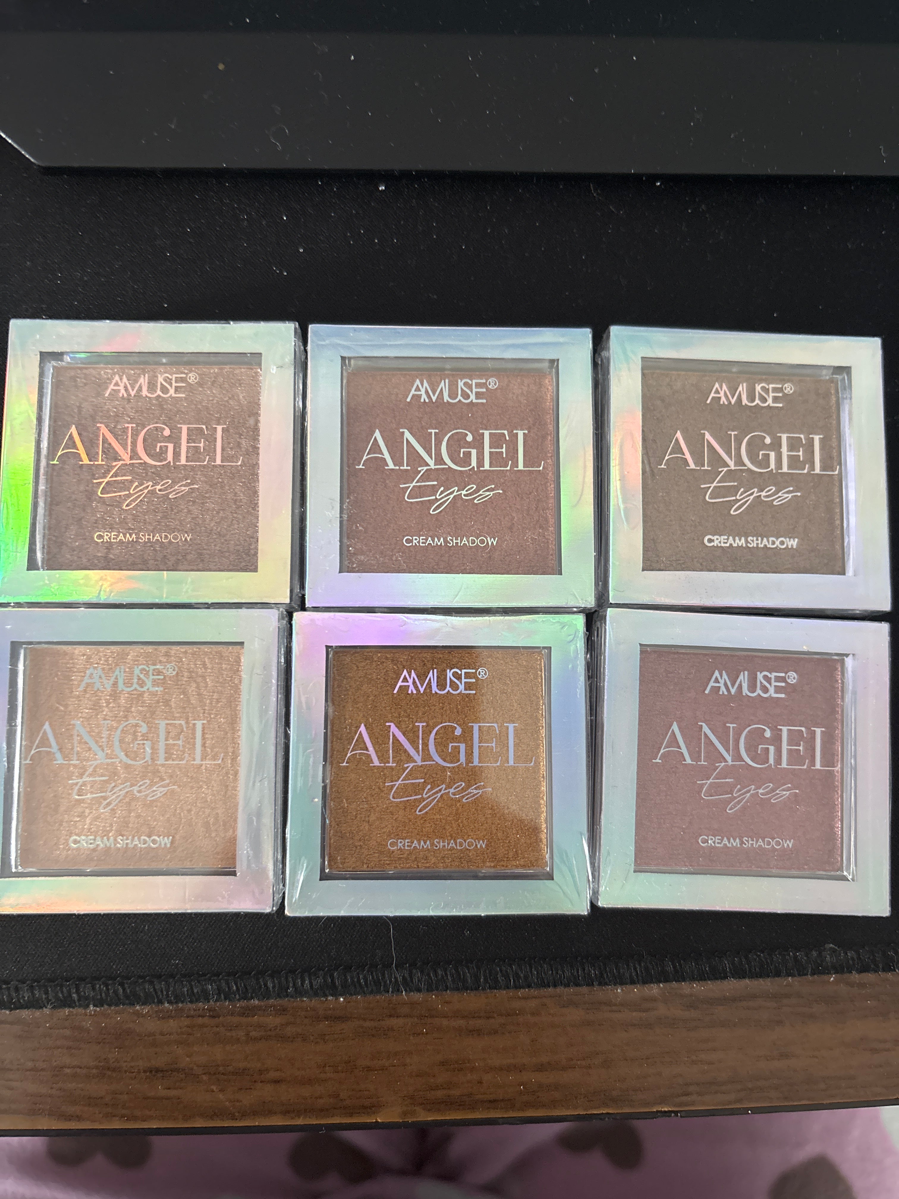 Ombres à paupières brillante ange d'Amuse - Maquillage